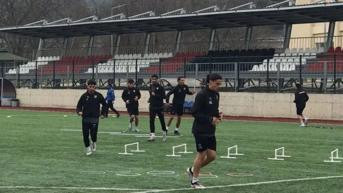 1969 Bilecik Spor Kulübü hafta sonu oynayacağı Tavşanlı Linyit maçının hazırlıklarını sürdürüyor