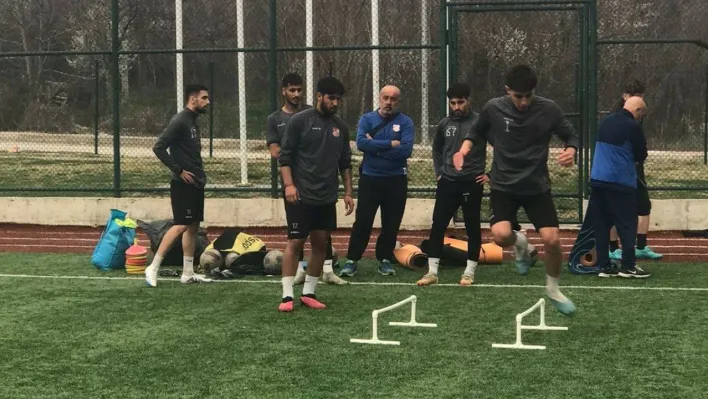 1969 Bilecik Spor Kulübü'nde zorlu maç öncesi moraller yerinde