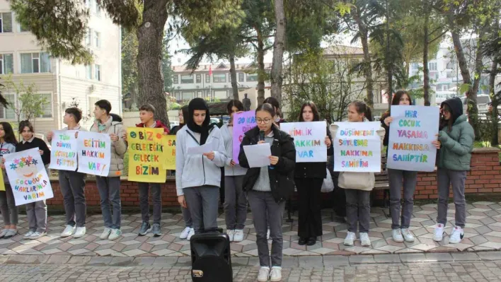 20 Kasım Dünya Çocuk Hakları Günü dolayısıyla Çocuk Hakları Bildirgesini okudular