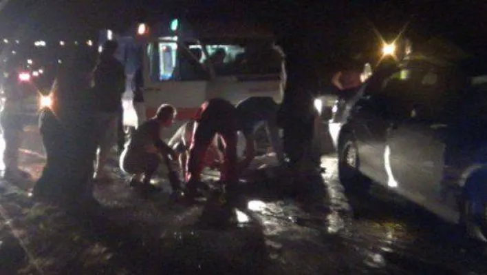 Altınorak mevkiinde kaza 4 yaralı