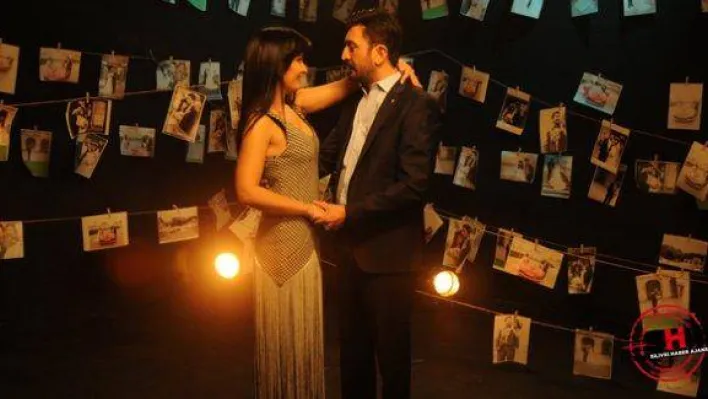 Ferman Toprak klip çekiminde eşiyle olan aşkını tazeledi