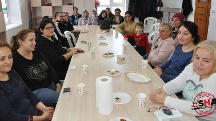 Mahalle Evlerinde Aile İçi İletişim Eğitimi