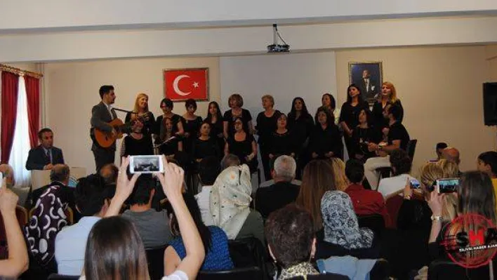 Halk Eğitim Merkezi sergisi açıldı