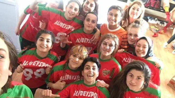 Alibeysporlu bayanlardan güzel başlangıç 5-1