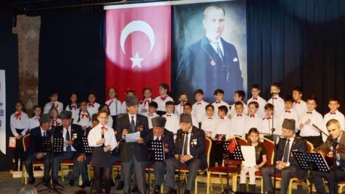 Gazi ve çocuklarımızdan anlamlı konser