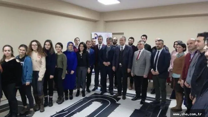 &quotSTEM et ne olur, kodla senin de olur!&quot