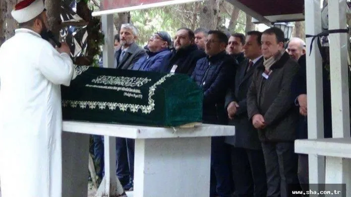 Silivri'nin bir çınarı daha ebediye yürüdü