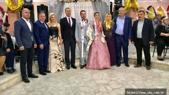 Ahmet ile Didem evlilik yolunda ilk adımı attı