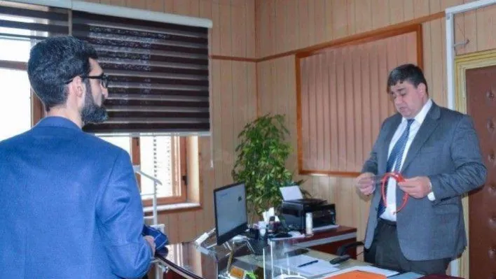 Kişisel koruyucu ekipmanı 'yüz siperleri' Sağlık Bakanlığı'na teslim edildi