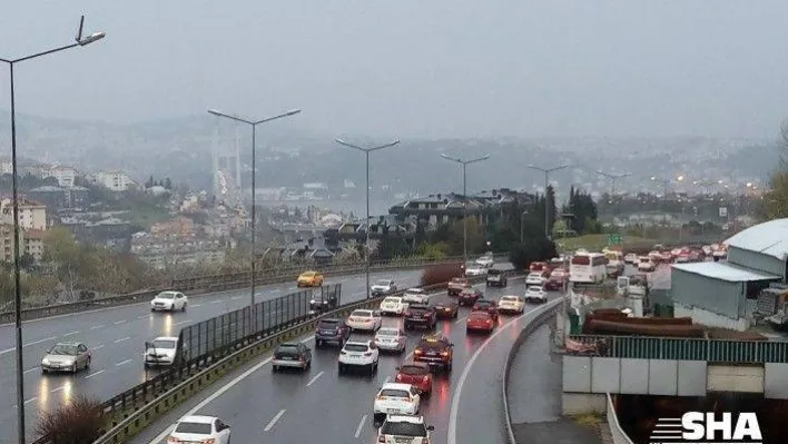 15 Temmuz Şehitler Köprüsü'ndeki trafik alışılan görüntülerine döndü