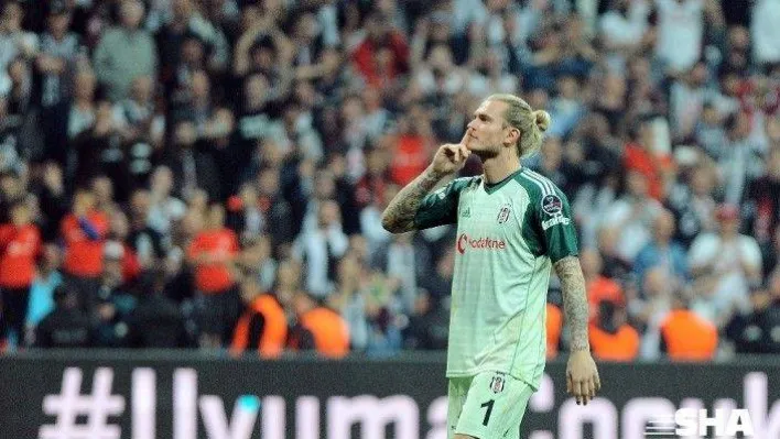 Karius gidiyor, Dorukhan kalıyor!