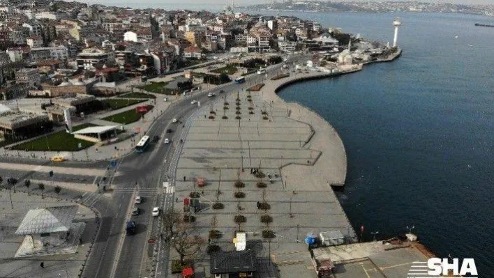 Korona virüs sonrası sessizliğe bürünen Üsküdan Meydanı havadan görüntülendi