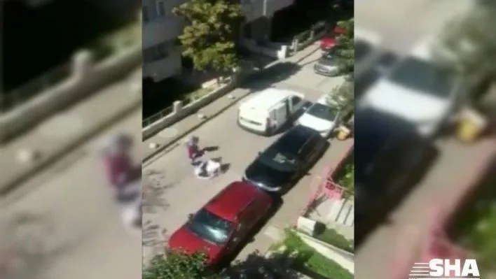 (Özel) Avcılar'da fırıncıların sokakta ekmek satma kavgası