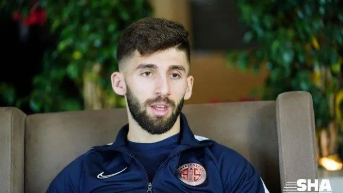 (Özel Haber) Doğukan Sinik: 'Emre Belözoğlu ile aynı takımda oynamak isterim'