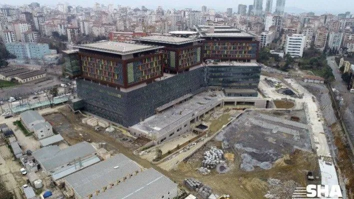 (Özel) İnşaatında sona gelinen Göztepe Şehir Hastanesi havadan görüntülendi