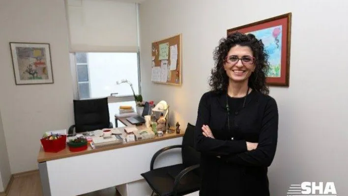 Prof. Dr. Yüksel: 'Çocuklarınıza COVİD-19 hakkında doğru bilgi verin'