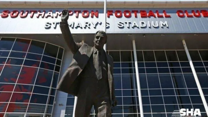 Southampton, Premier Lig'de maaşlarda indirime giden ilk kulüp oldu