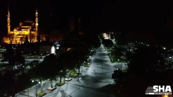 Sultanahmet Meydanı sokağa çıkma kısıtlaması sonrası boş kaldı