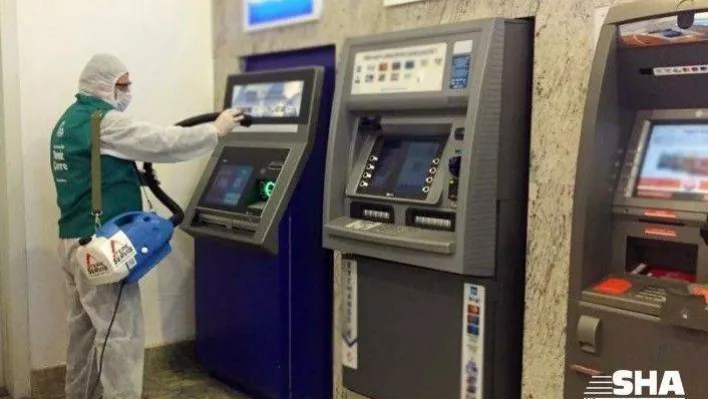 Temizlik hizmetlerinde hastane yakınlarındaki ATM'lere öncelik verildi