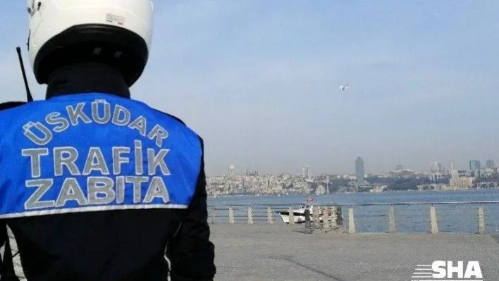 Üsküdar sahilde yasağa uymayan vatandaşlara drone'lu denetim