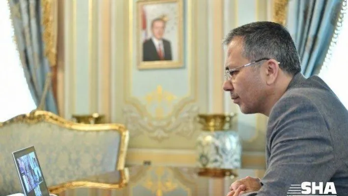 Vali Yerlikaya, oda başkanlarıyla video konferans yöntemiyle toplantı yaptı