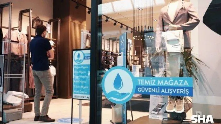 Altınyıldız Classics, mağazalarını yüksek hijyen kurallarıyla açmaya başladı
