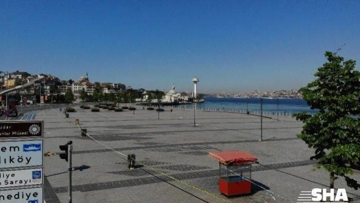 (Drone) Sokağa çıkma kısıtlaması sonrası boş kalan Üsküdar Meydanı havadan görüntülendi