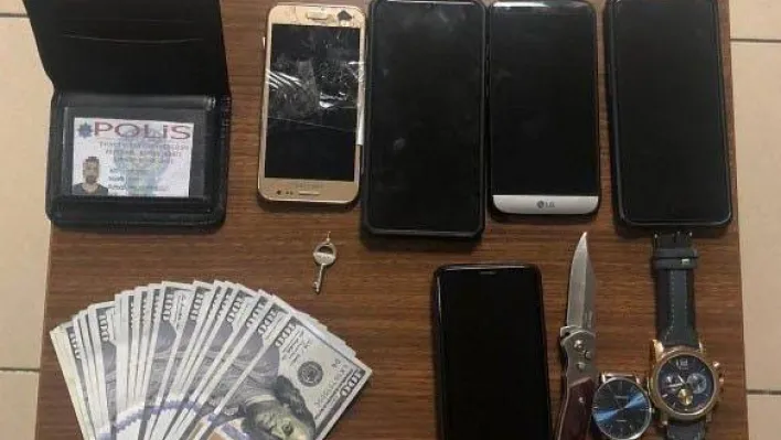 İstanbul'da sahte polis kimliği ile gasp yapan yabancı uyruklu çeteye operasyon