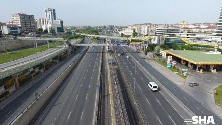 Kısıtlamanın ilk boş kalan  E-5 karayolu havdan görüntülendi