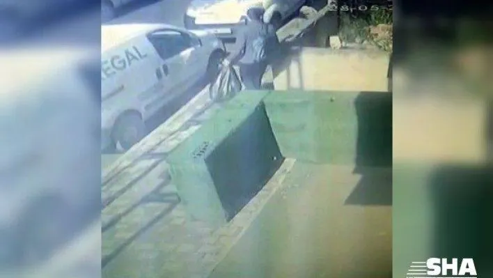 (Özel) Çöp atıyormuş gibi yaptı apartmandan 2 bin TL'lik ayakkabı çaldı
