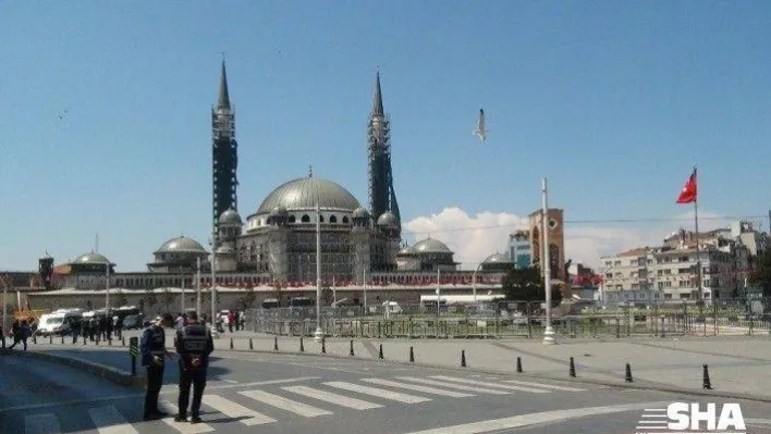 Taksim Meydanı'na çıkmak isteyen 9 kişi gözaltına alındı