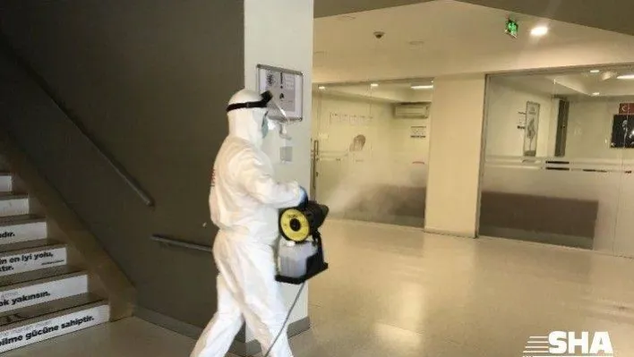 Ataşehir'de sınav öncesi okullar dezenfekte edildi