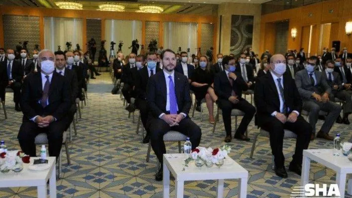 Bakan Albayrak: &quotBankacılık sektörü kabuk değiştirmeli&quot