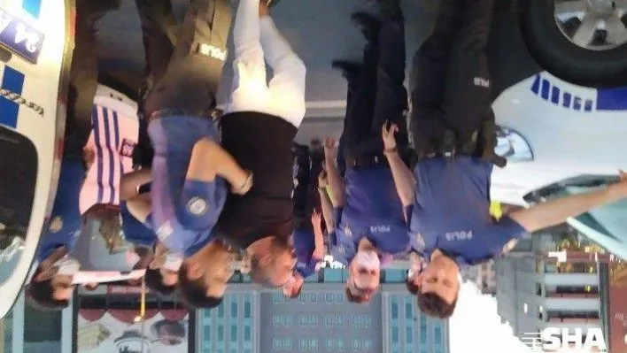 Bakırköy'de bir taksiciyi rehin alan silahlı 5 kişi polis tarafından kovalamaca sonrası yakalandı