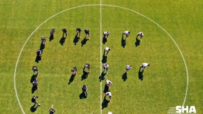 Beşiktaşlı futbolcular, George Floyd'u andı