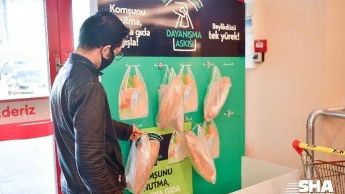 Beylikdüzü'nde 'Dayanışma Askısı' ile 2 bin 26 aileye yardım yapıldı