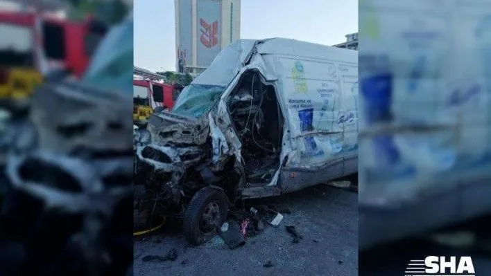 D-100 Karayolunda korkunç kaza birisi ağır beş yaralı