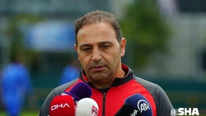 Fuat Çapa: 'Fenerbahçe'ye 90 dakikadan fazla konsantre olmalıyız'