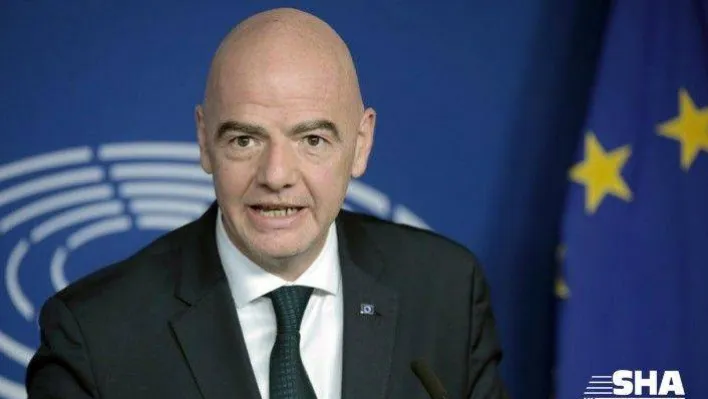 Infantino: &quotTaraftarları statlara geri getirmek için sabırlı olmalıyız&quot