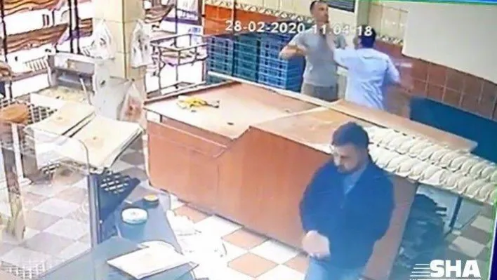 (Özel)Şişli'de fırıncıların kürek ve tahtalı kavgası kamerada