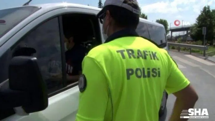 Polisten, LGS günü sokağa çıkma kısıtlaması denetimi