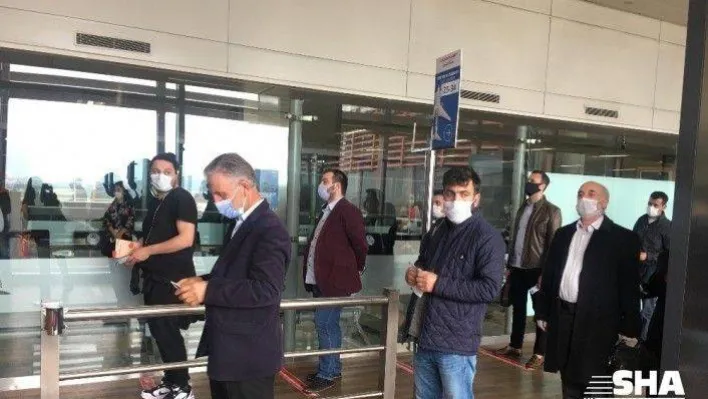 Sabiha Gökçen Havalimanı'ndan ilk uçuş İzmir'e yapıldı