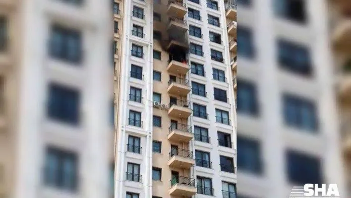 Esenler'de dehşet anları: Klima bomba gibi patladı