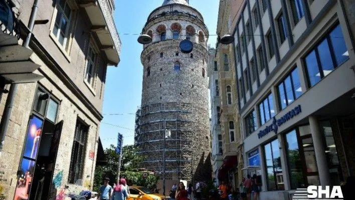 Galata Kulesi'ndeki restorasyon çalışması havadan görüntülendi