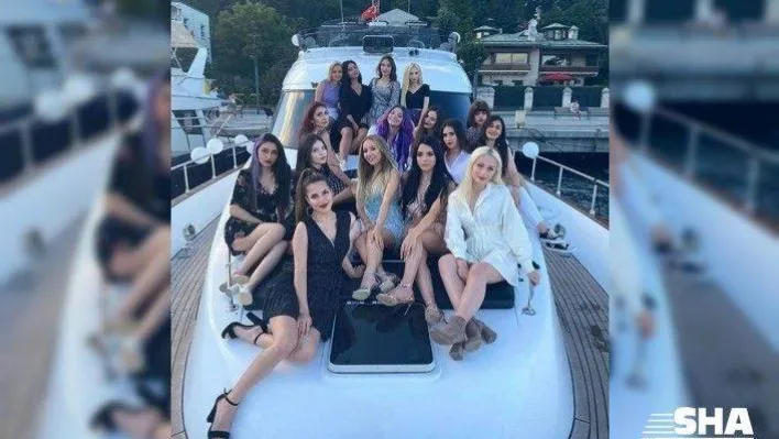 Korona virüse rağmen yat partisi kamerada