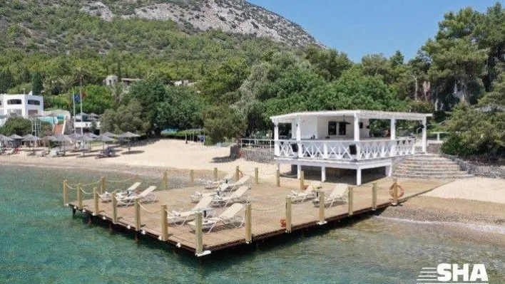 Lüks oteller yüksek tedbirlerle kapılarını açıyor