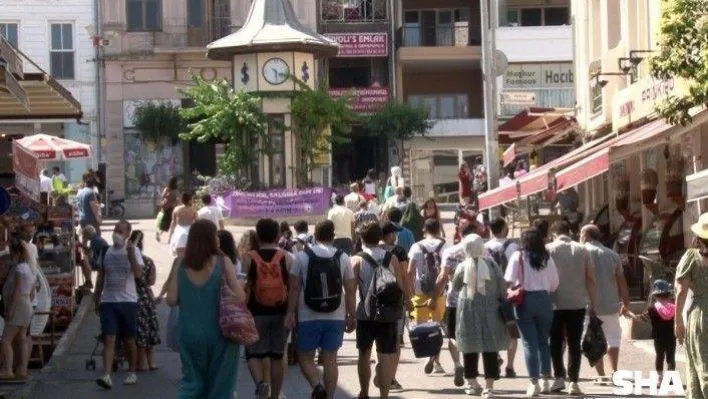 (Özel) Güneşli havayı fırsat bilen İstanbullular Adalar'a akın etti