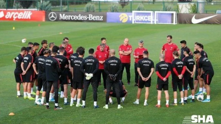 A Milli Takım'ın Macaristan ve Sırbistan maçı aday kadrosu açıklandı