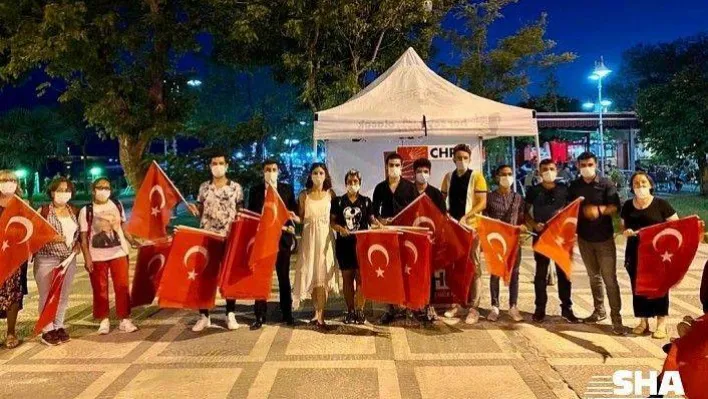 CHP İlçe Başkanlığından Tüm Gün Süren Bayram Coşkusu