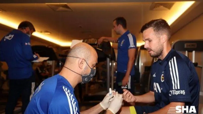 Fenerbahçer'de Novak ve Sinan Gümüş testten geçti